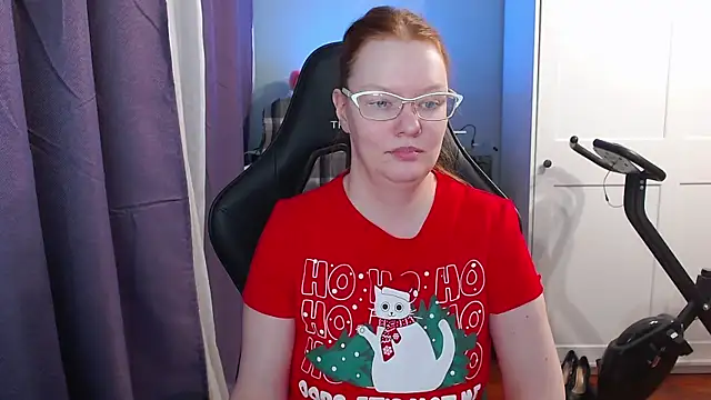 Snapshot of Lady_Inari chatting on 12.17.25 Lady Inari online show from 12.17.25