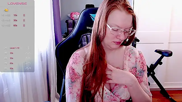 Snapshot of Lady_Inari chatting on 02.01.26 Lady Inari online show from 02.01.26