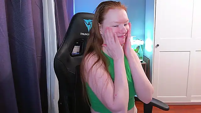 Snapshot of Lady_Inari chatting on 02.25.26 Lady Inari online show from 02.25.26