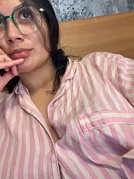 kinky milaxh online show from 02.12.26