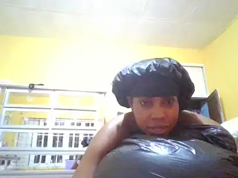 Snapshot of HONEYSWEETS_LIVE chatting on 02.25.25 HONEYSWEETS LIVE online show from 02.25.25