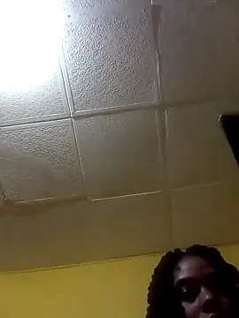 Snapshot of HONEYSWEETS_LIVE chatting on 03.11.25 HONEYSWEETS LIVE online show from 03.11.25