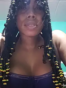 Snapshot of HONEYSWEETS_LIVE chatting on 10.17.25 HONEYSWEETS LIVE online show from 10.17.25