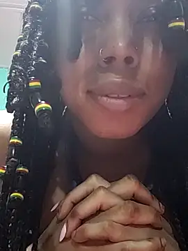 Snapshot of HONEYSWEETS_LIVE chatting on 11.15.25 HONEYSWEETS LIVE online show from 11.15.25