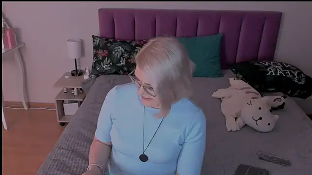 sabrinamacmarren online show from 03.08.25