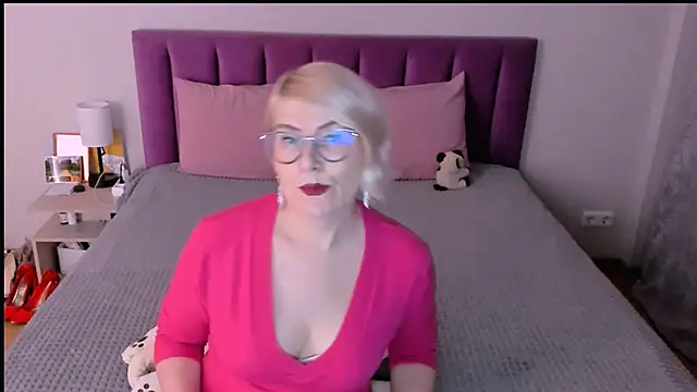 sabrinamacmarren online show from 11.22.25