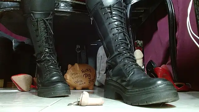 MeGoddesSara online show from 04.27.26