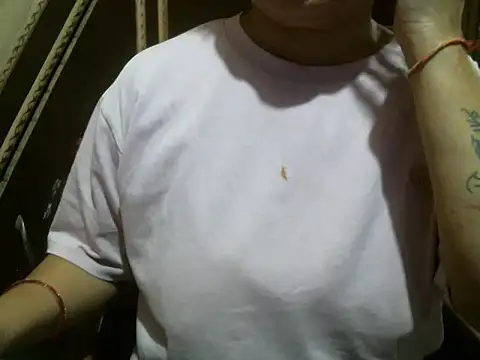 Snapshot of UrsMansi chatting on 05.06.26 UrsMansi online show from 05.06.26