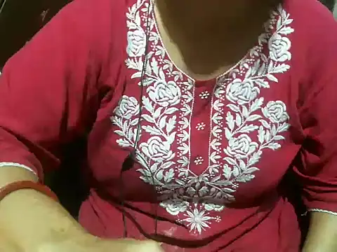 Snapshot of UrsMansi chatting on 06.15.26 UrsMansi online show from 06.15.26