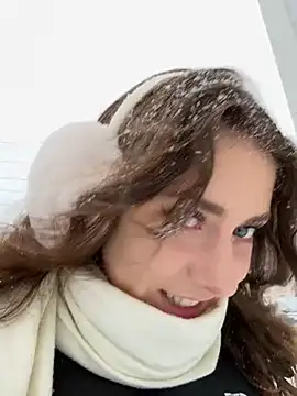 Snapshot of MariiD chatting on 12.16.24 MariiD online show from 12.16.24