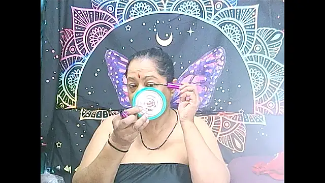 Snapshot of matureindian chatting on 08.02.26 matureindian online show from 08.02.26