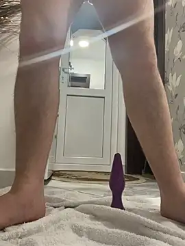 Snapshot of Love4sud chatting on 12.28.24 Love4sud online show from 12.28.24