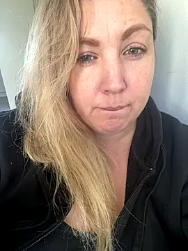 Anna Alexa online show from 11.17.25