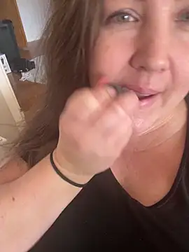 Anna Alexa online show from 03.18.26