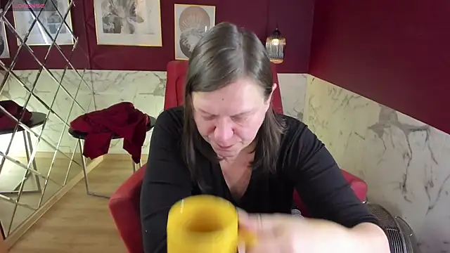 KellyPerfection online show from 10.16.25