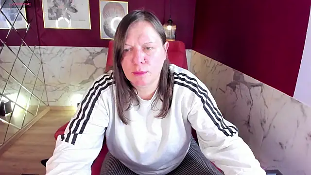 KellyPerfection online show from 05.03.26