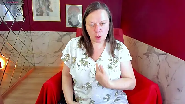 KellyPerfection online show from 06.04.26