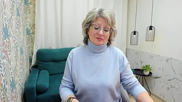 EvelynJoyful online show from 03.03.26