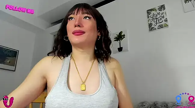 Snapshot of hottycrishina chatting on 02.26.25 hottycrishina online show from 02.26.25