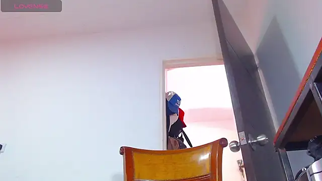 ashelymalefica online show from 04.22.26