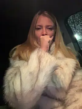 AnastasiaAniess online show from 11.16.25