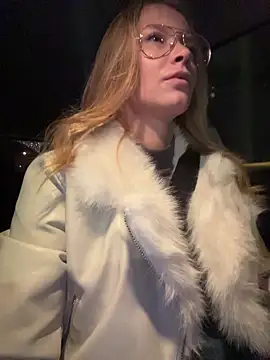 AnastasiaAniess online show from 12.20.25