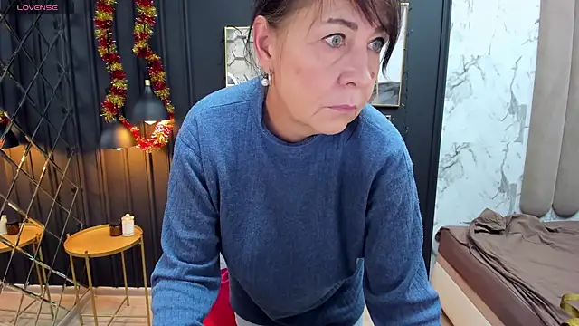 LindaPassionate online show from 12.30.24