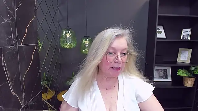 NataliMellow online show from 01.18.25