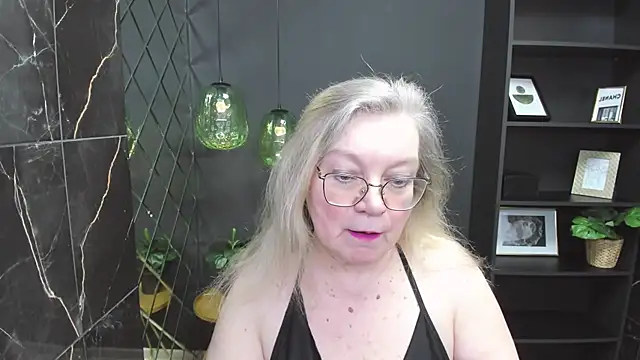 NataliMellow online show from 02.11.25