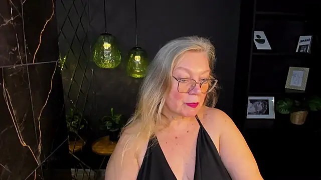 NataliMellow online show from 11.21.25