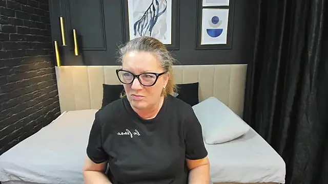 LeaPure online show from 06.07.26