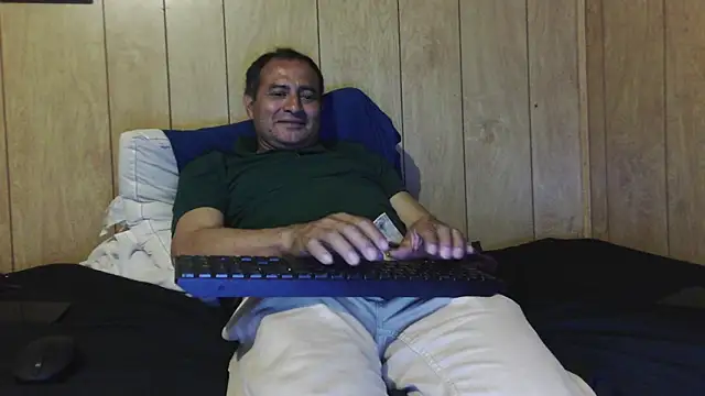 dantehot2020 online show from 11.28.25