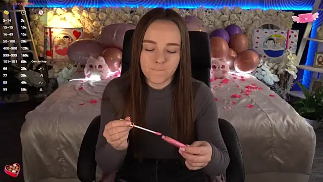 FoxyShy online show from 03.04.26