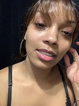 Rakiyahcharms online show from 02.06.26