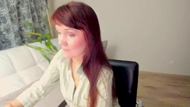 Snapshot of Fritha chatting on 01.09.25 Fritha online show from 01.09.25