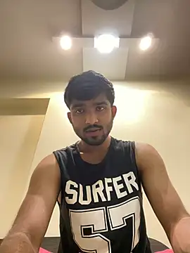 Snapshot of playboy0133 chatting on 03.02.25 playboy0133 online show from 03.02.25