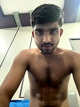 Snapshot of playboy0133 chatting on 09.28.25 playboy0133 online show from 09.28.25