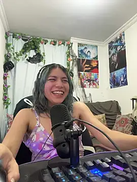 VaioletUwU online show from 03.17.26