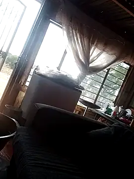 Snapshot of 2soyte chatting on 11.01.25 2soyte online show from 11.01.25