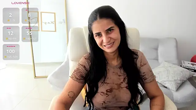 Snapshot of renata_t_ chatting on 07.28.26 renata t online show from 07.28.26