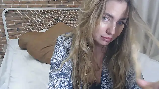 xxkristinaxx online show from 03.19.25