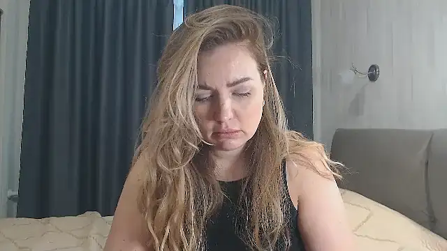 xxkristinaxx online show from 11.12.25