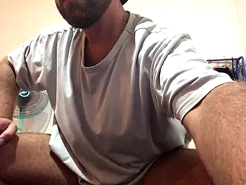 Snapshot of fuckerplayer1 chatting on 11.23.25 fuckerplayer1 online show from 11.23.25