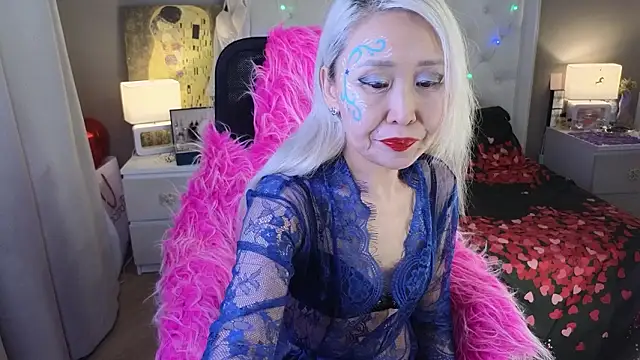 RoxalanaStar online show from 02.27.26