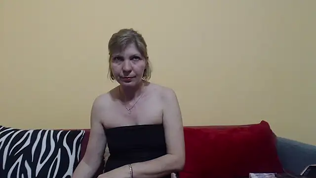 christine33 online show from 04.29.26