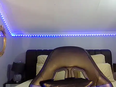 BOOTYBANGER24xx online show from 10.14.25