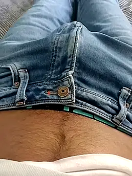 Snapshot of Babyucum4me chatting on 03.18.25 Babyucum4me online show from 03.18.25