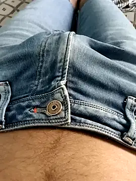 Snapshot of Babyucum4me chatting on 03.20.25 Babyucum4me online show from 03.20.25