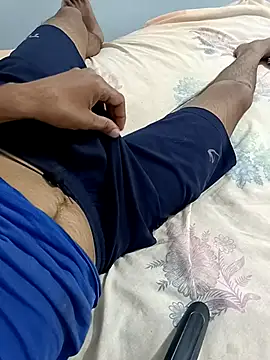 Snapshot of Babyucum4me chatting on 10.06.25 Babyucum4me online show from 10.06.25