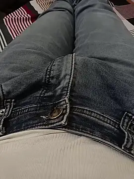 Snapshot of Babyucum4me chatting on 02.26.26 Babyucum4me online show from 02.26.26